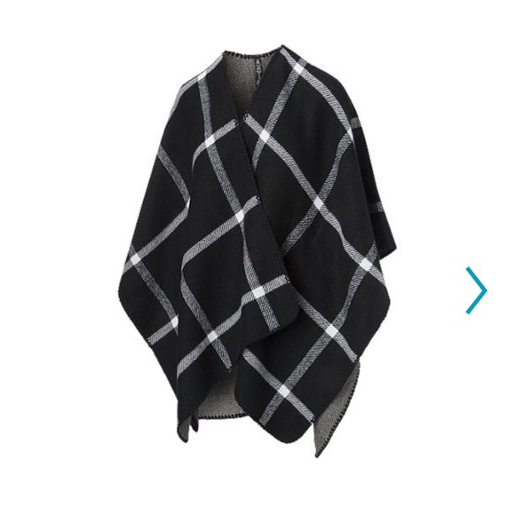 Ripzone Black and White Plaid Poncho